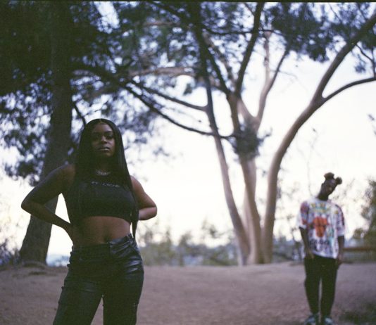 OKAY - tobi lou Feat. Dreezy