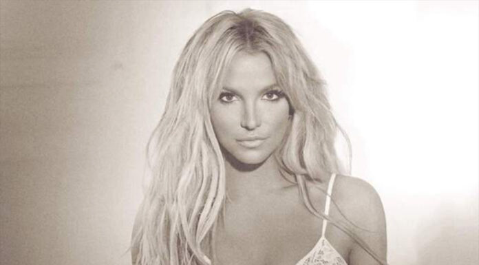 Britney Spears Re-releases Album featuring Backstreet Boys Duet