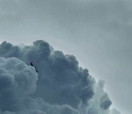 CLOUDS - NF