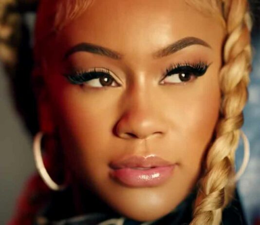 Fast (Motion) – Saweetie Fast (Motion) - Saweetie