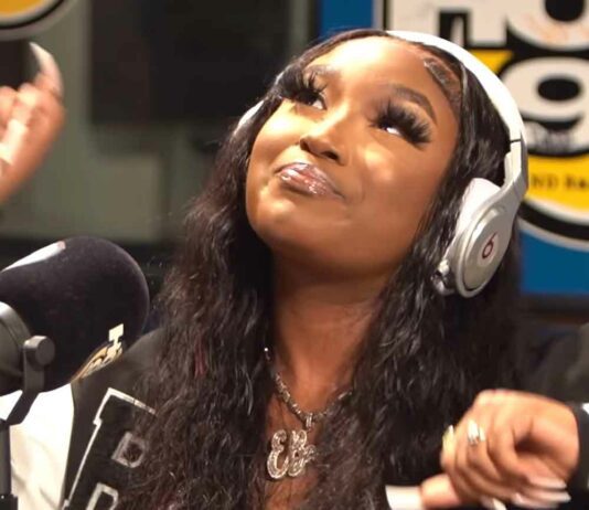 Funk Flex Freestyle – Erica Banks Funk Flex Freestyle - Erica Banks