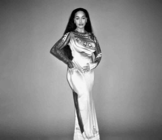 Falling or flying – Jorja Smith Falling or flying - Jorja Smith, GO GO GO - Jorja Smith
