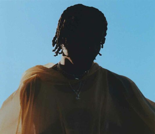 Walked In The Room - Channel Tres