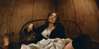 One of the Greats - Florence + The Machine, Everybody Scream - Florence + The Machine